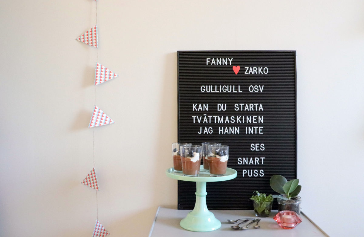Menytavla med kärleksmeddelanden Menytavla med kärleksmeddelanden