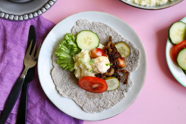 Korvrulle LCHF och Paleovänlig – YAY! Korvrulle LCHF och Paleovänlig – YAY!